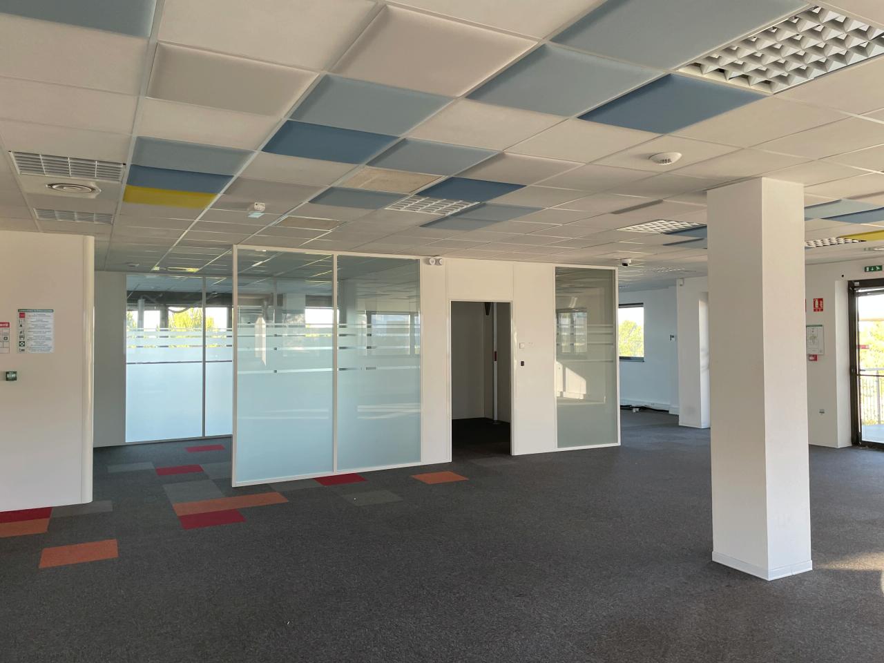 Bureau Aix-en-Provence 5845m² Location bureau Aix-en-Provence Bouches-du-Rhône OLBUR2115059 5